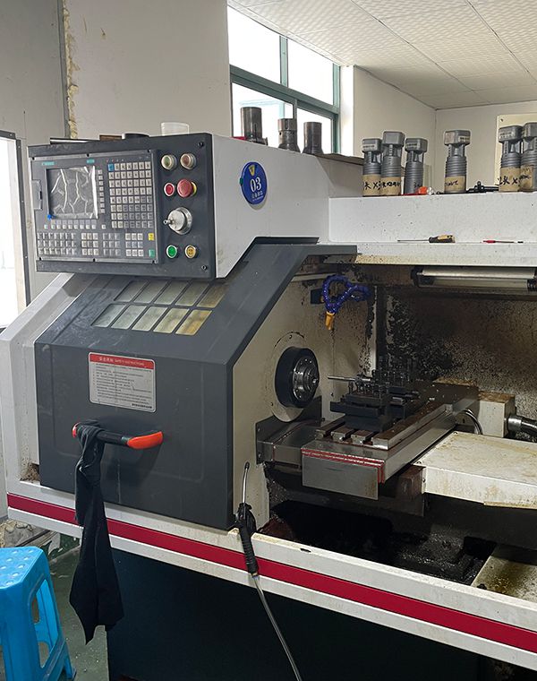 Máquina de taladrado y fresao CNC de aluminio (1.5 metros)