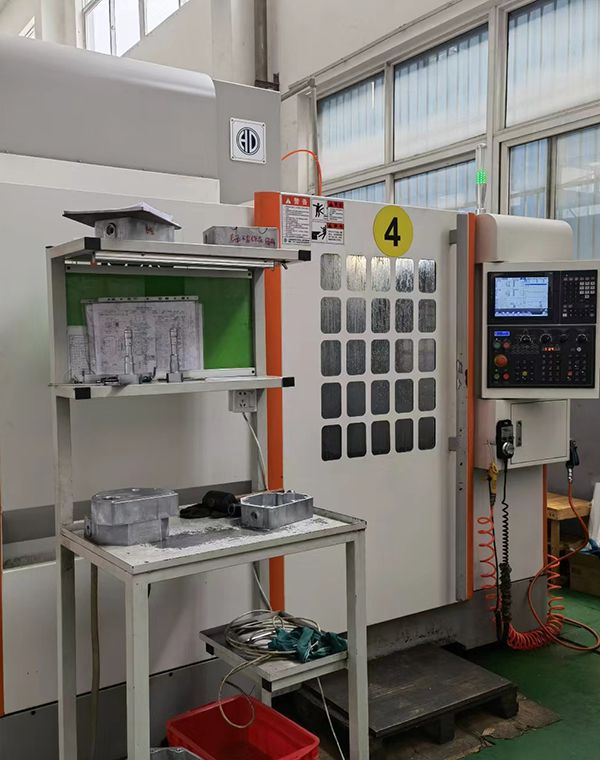 Máquina de taladrado y fresado CNC de aluminio (1 metro)